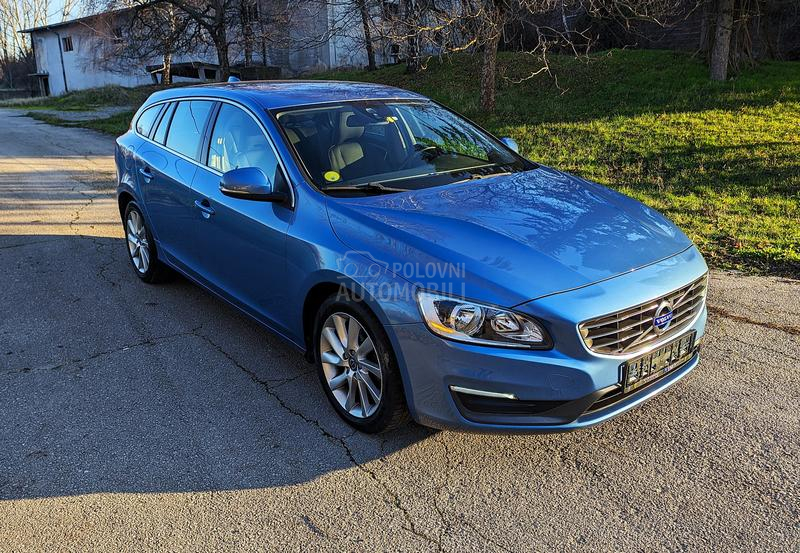 Volvo V60 2.0 D4 KINETIC