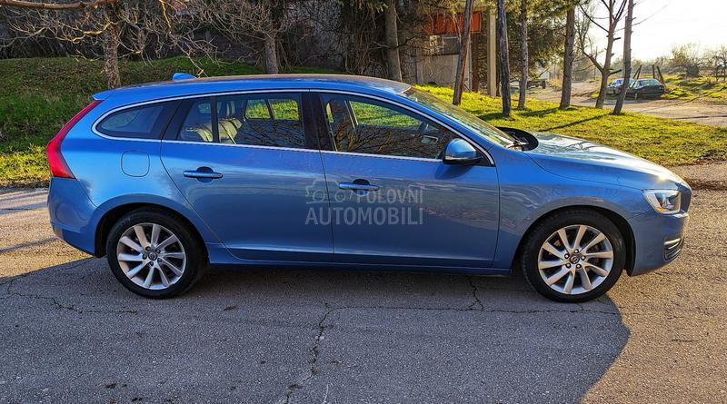 Volvo V60 2.0 D4 KINETIC