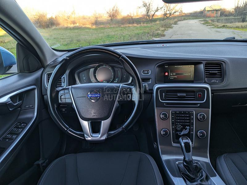 Volvo V60 2.0 D4 KINETIC