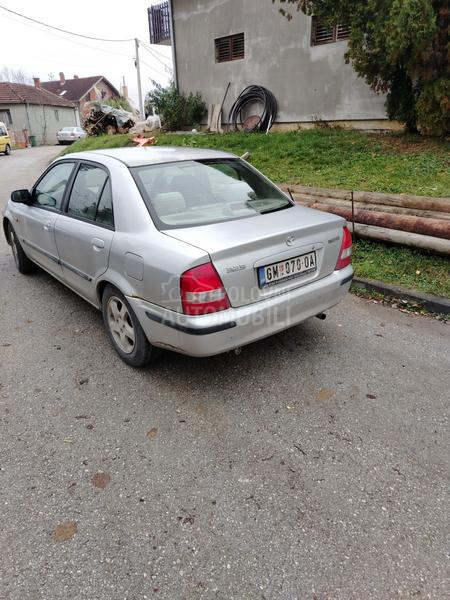 Mazda 323 