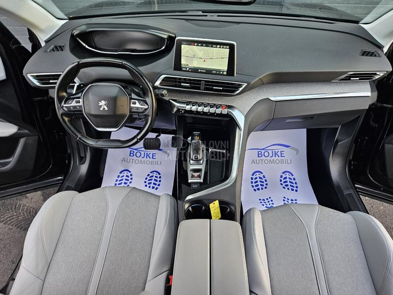 Peugeot 5008 ALLURE