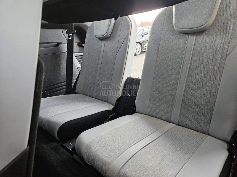 Peugeot 5008 ALLURE