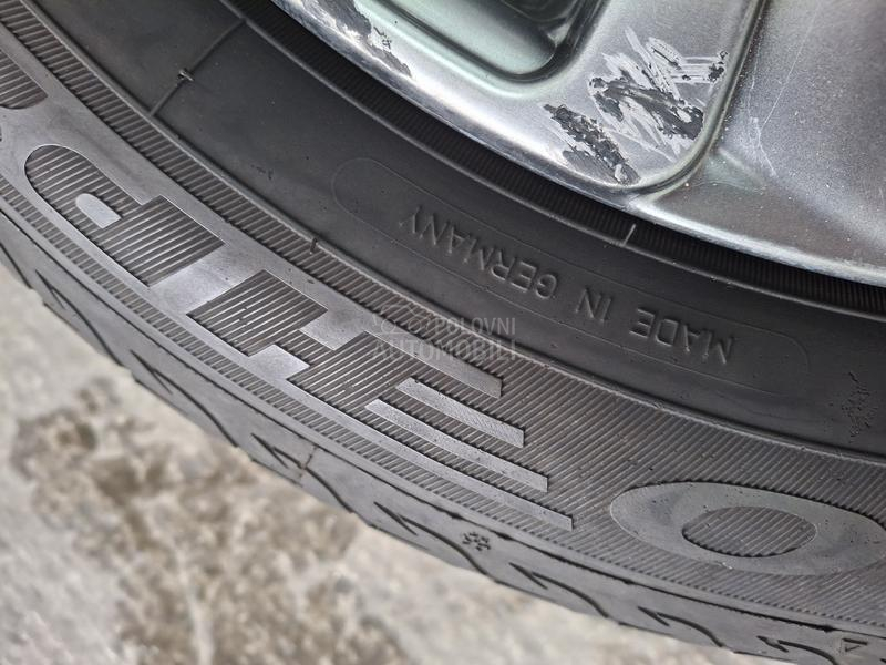 Debica 205/55 R16 Zimska