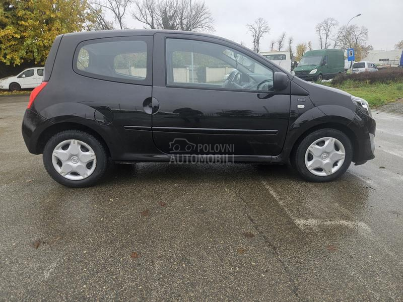 Renault Twingo 1.2b. Yahoo