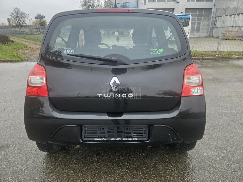 Renault Twingo 1.2b. Yahoo