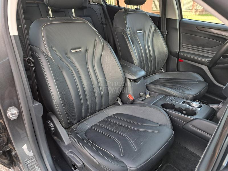 Ford Focus VIGNALE. 140257 K M