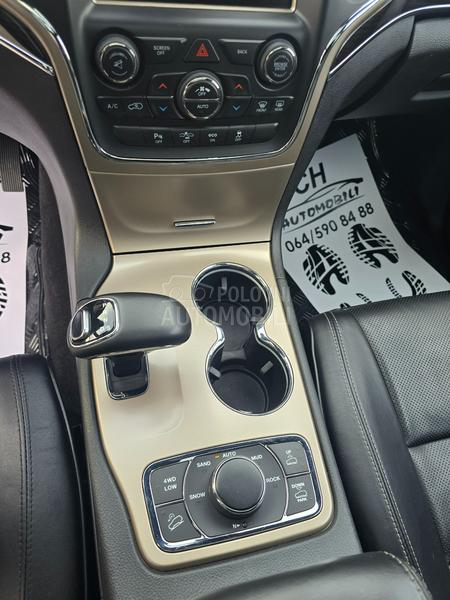 Jeep Grand Cherokee Totalni ful