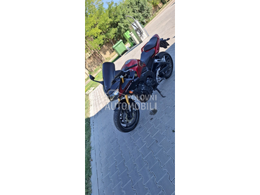 Yamaha FZ1