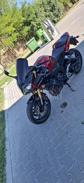 Yamaha FZ1