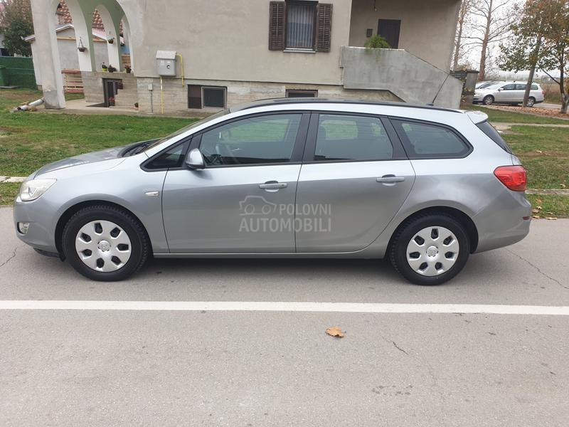 Opel Astra J 1,7cdti