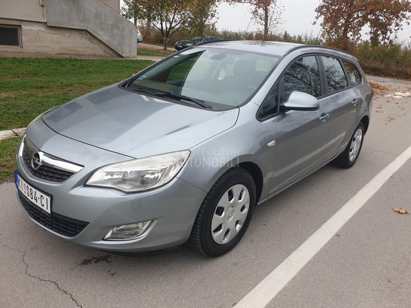 Opel Astra J 1,7cdti