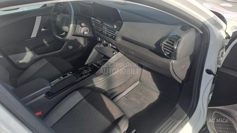 Citroen C4 1.2NAV AUT KAM 31000