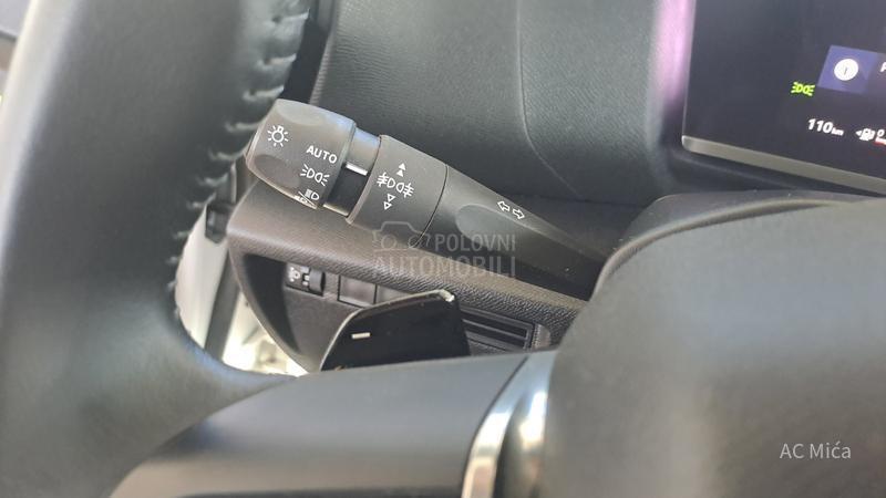 Citroen C4 1.2NAV AUT KAM 31000