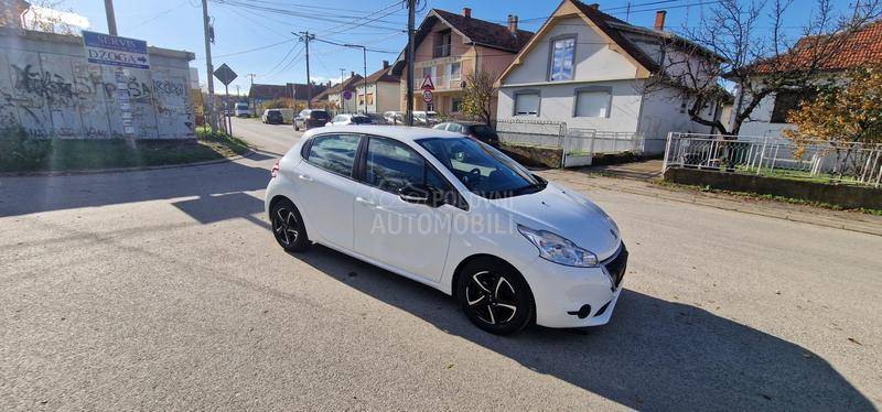 Peugeot 208 1.4 HDI