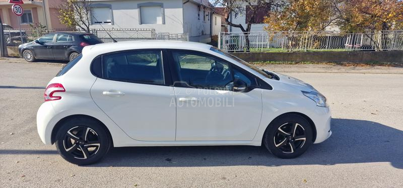 Peugeot 208 1.4 HDI