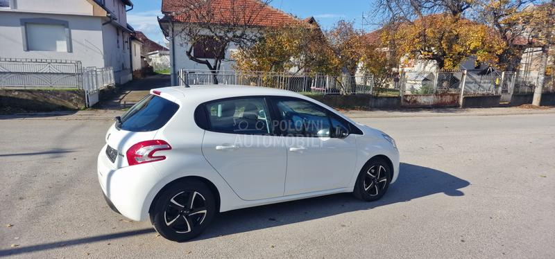Peugeot 208 1.4 HDI