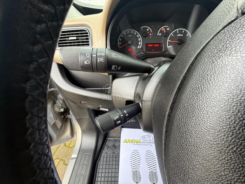 Opel Combo REZERVISAN