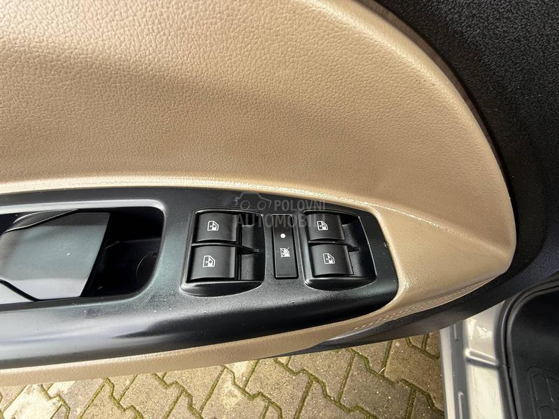 Opel Combo REZERVISAN