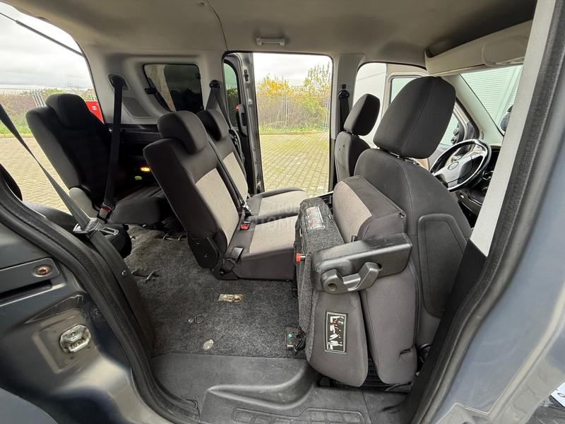 Opel Combo REZERVISAN