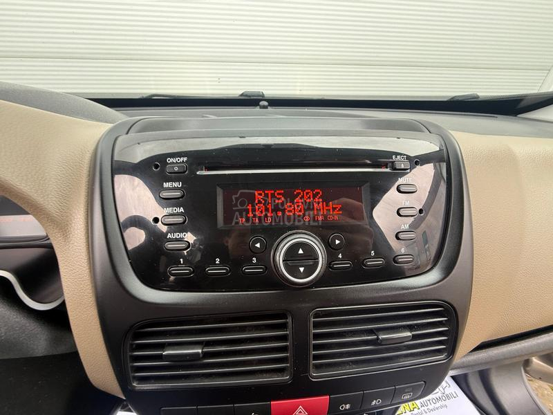 Opel Combo REZERVISAN