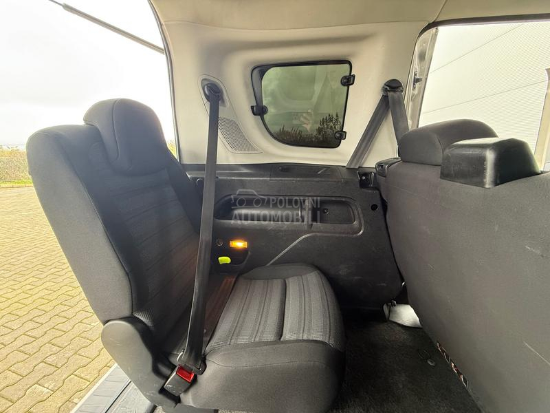 Opel Combo REZERVISAN