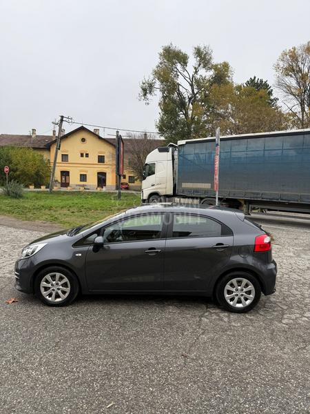 Kia Rio 1.2CVVTi/T0P STANjE/