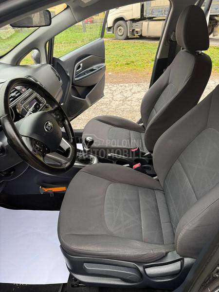 Kia Rio 1.2CVVTi/T0P STANjE/