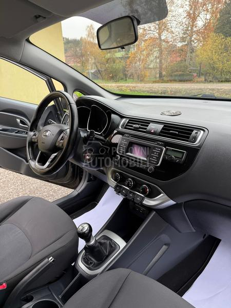 Kia Rio 1.2CVVTi/T0P STANjE/