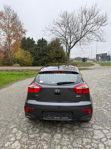 Kia Rio 1.2CVVTi/T0P STANjE/