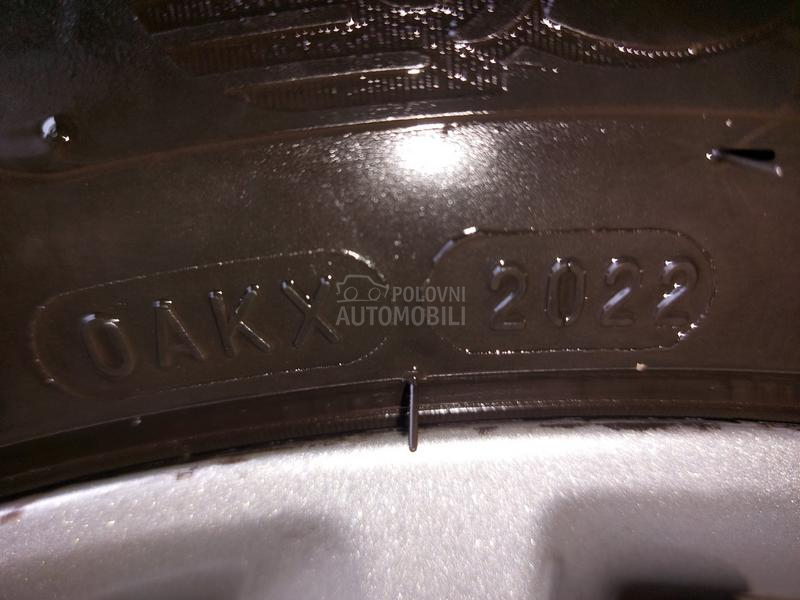 Michelin 235/55 R17 Letnja