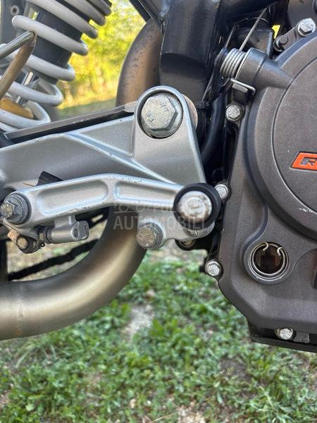 KTM DUKE 125