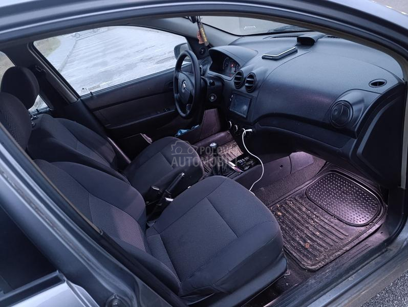 Chevrolet Aveo 1.2 8v