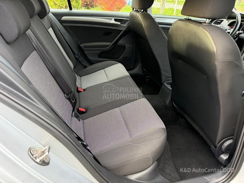 Volkswagen Golf 7 1.6 TDI BLUEMOTION