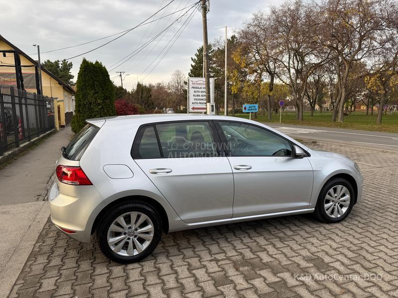 Volkswagen Golf 7 1.6 TDI BLUEMOTION