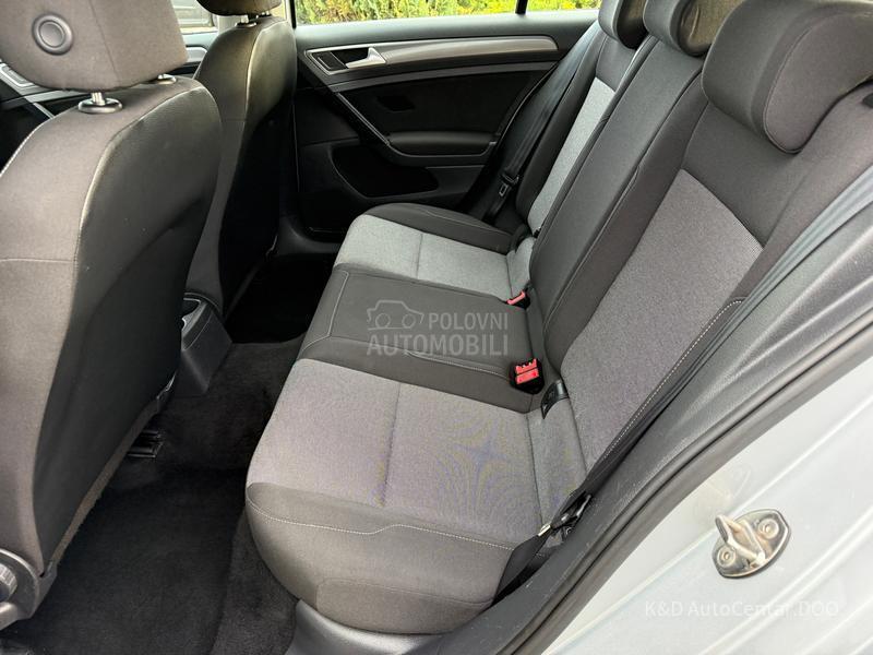 Volkswagen Golf 7 1.6 TDI BLUEMOTION