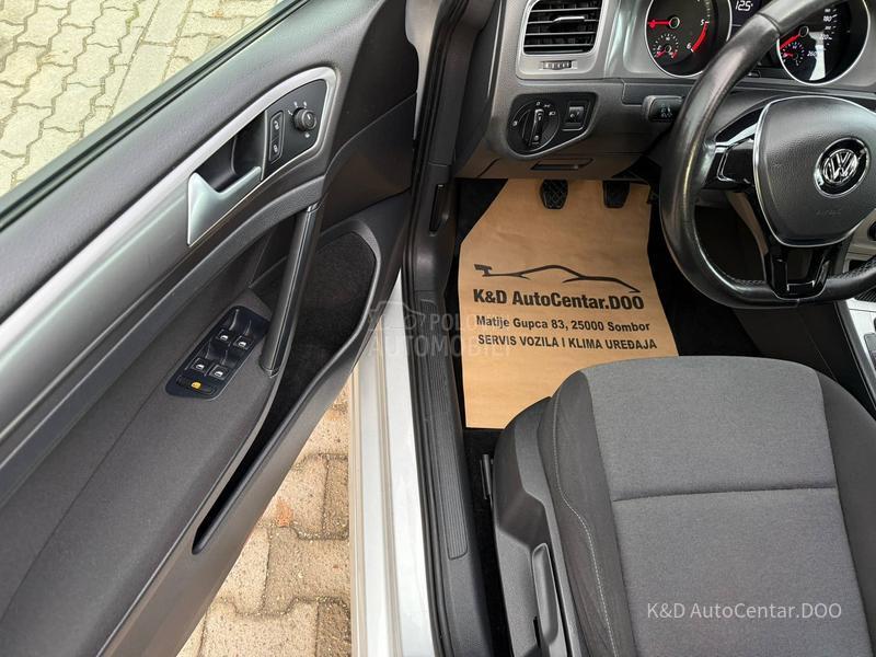 Volkswagen Golf 7 1.6 TDI BLUEMOTION