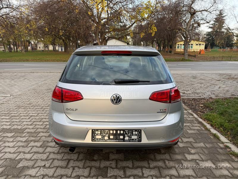 Volkswagen Golf 7 1.6 TDI BLUEMOTION