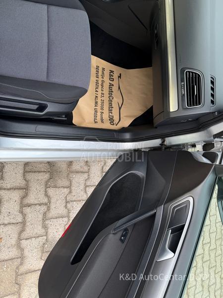 Volkswagen Golf 7 1.6 TDI BLUEMOTION