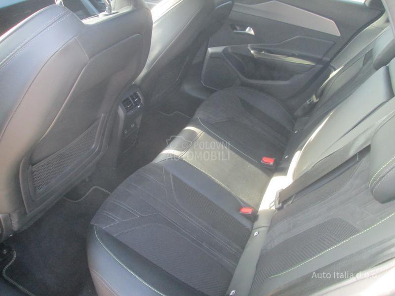 Peugeot 308 1.2 EAT 8 GT