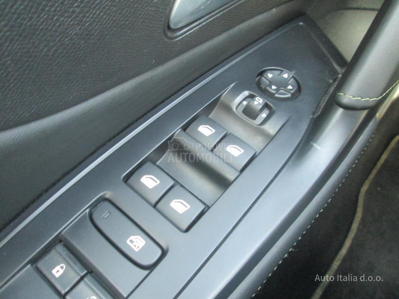 Peugeot 308 1.2 EAT 8 GT