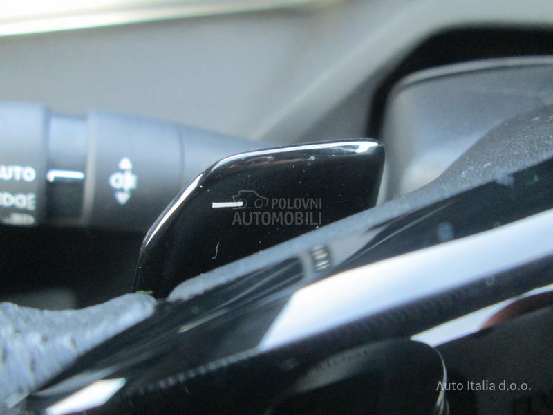 Peugeot 308 1.2 EAT 8 GT