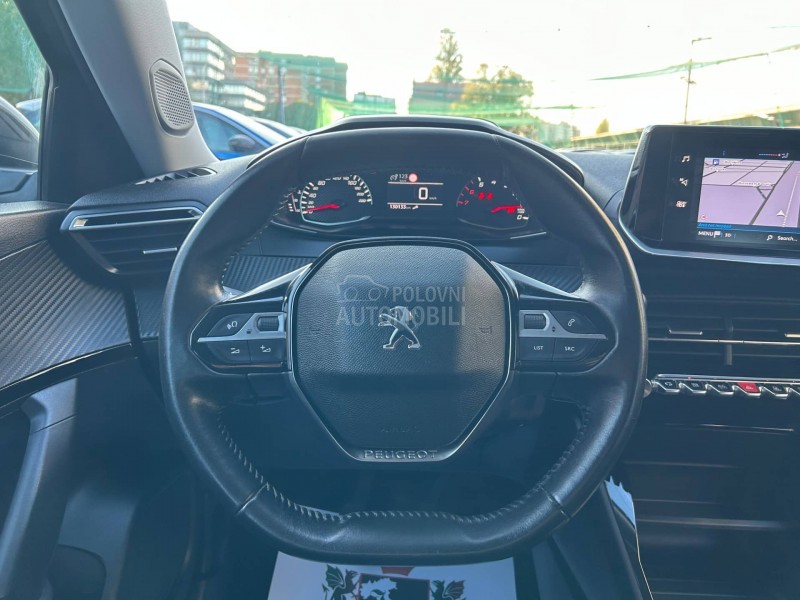 Peugeot 2008 1.2 B