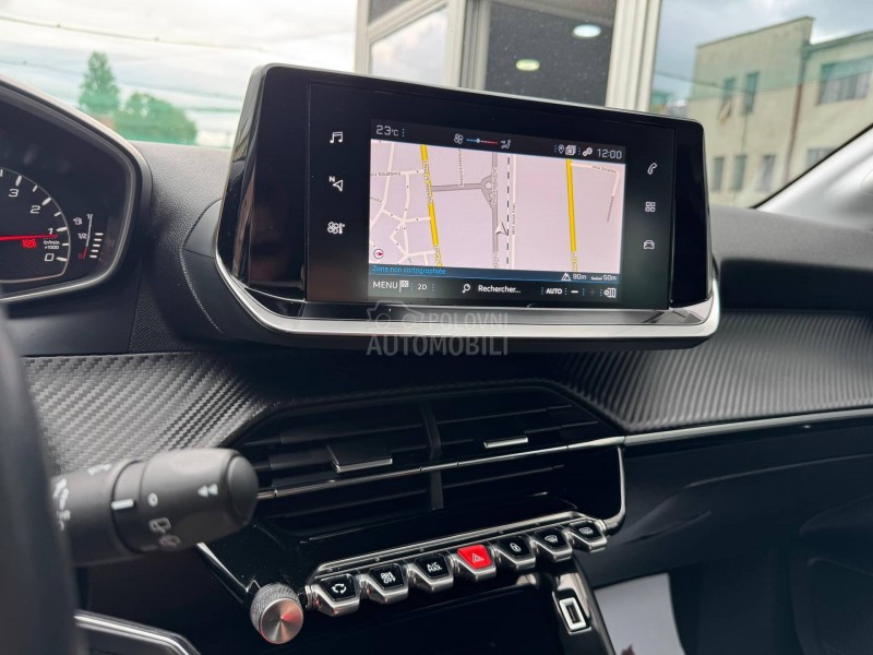 Peugeot 208 1.2b Puretech