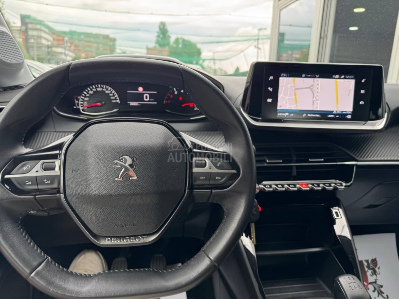 Peugeot 208 1.2b Puretech