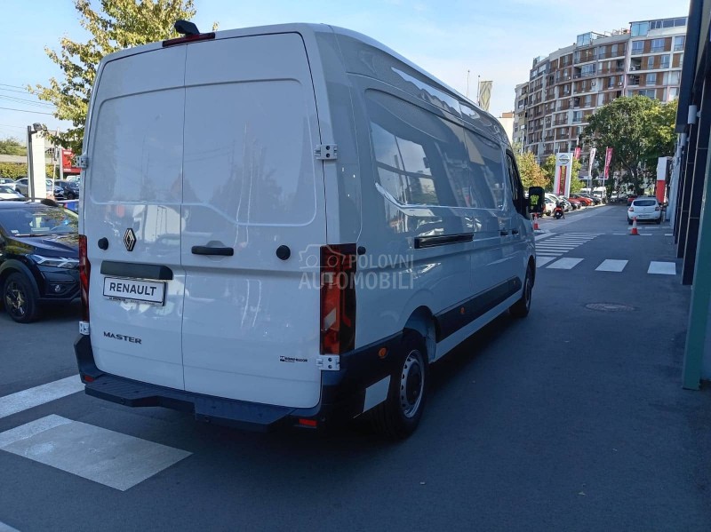 Renault Master L2H2 130hp