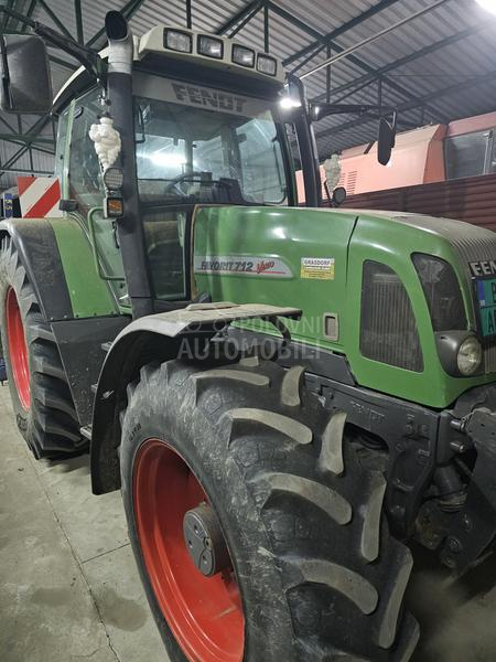 Fendt FAVORIT 712
