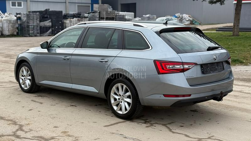 Škoda Superb 2.0TDI/DSG/LED