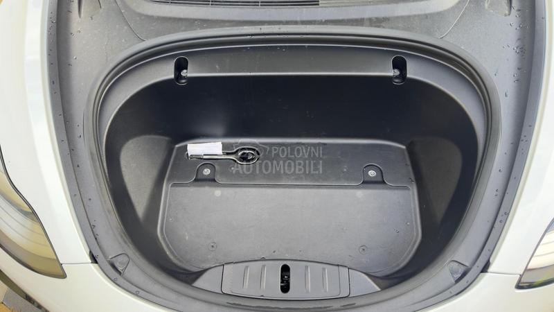 Tesla Model 3 LONGRANGE DUALMOTOR