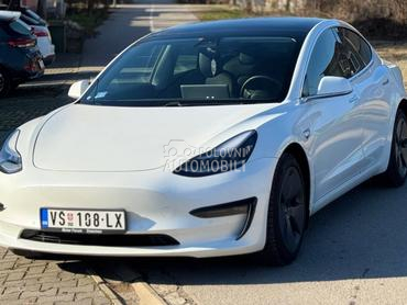 Tesla Model 3 LONGRANGE DUALMOTOR