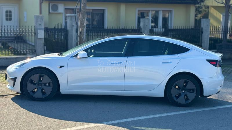 Tesla Model 3 LONGRANGE DUALMOTOR